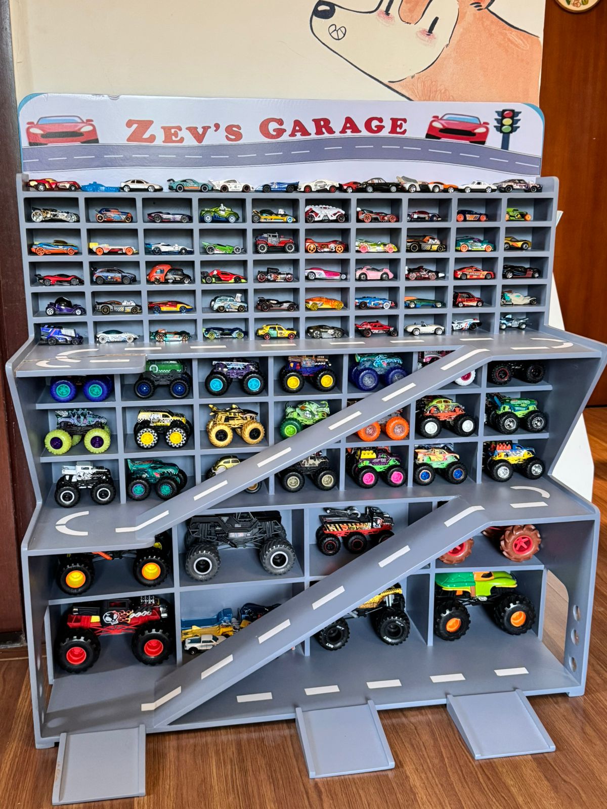 Monster Cars Organizer