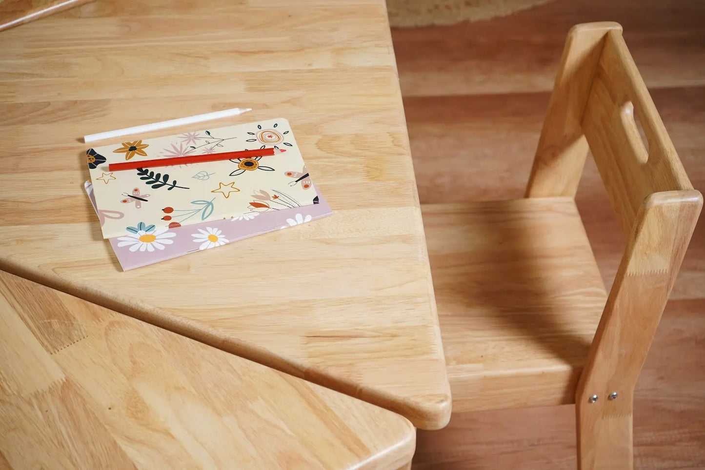 Modular Table - Chair set for co- play