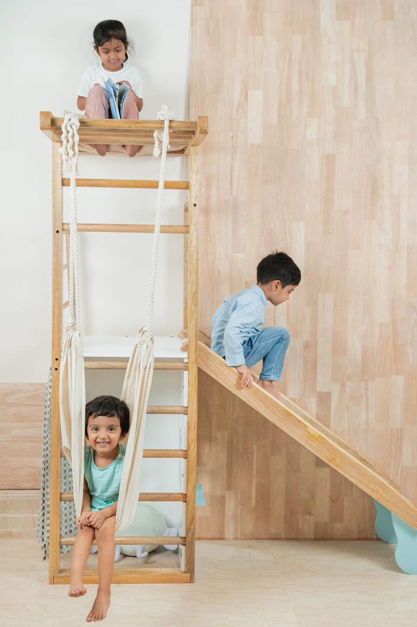 Wall Jungle gym