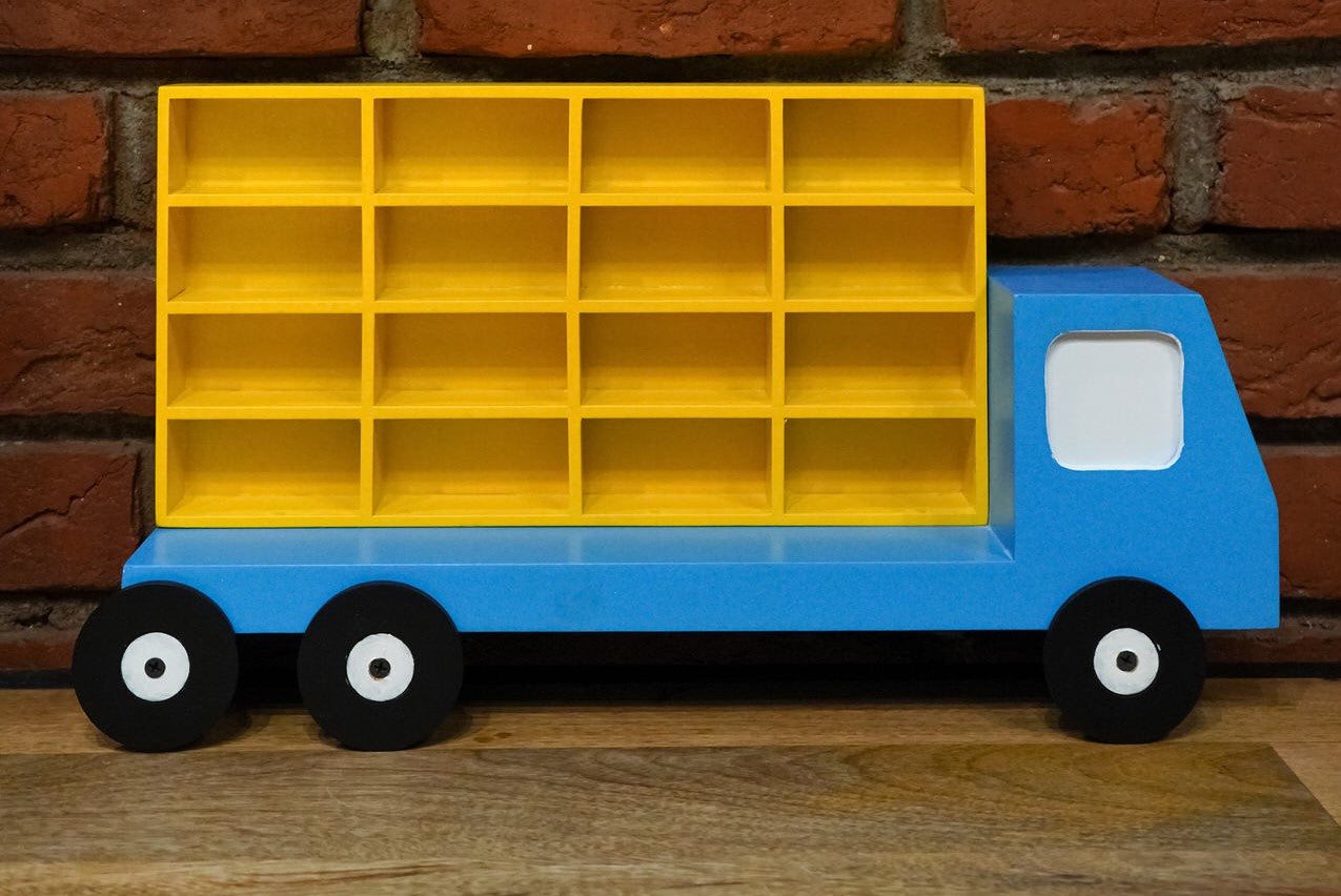 Monster Truck Garage - House of Zizi