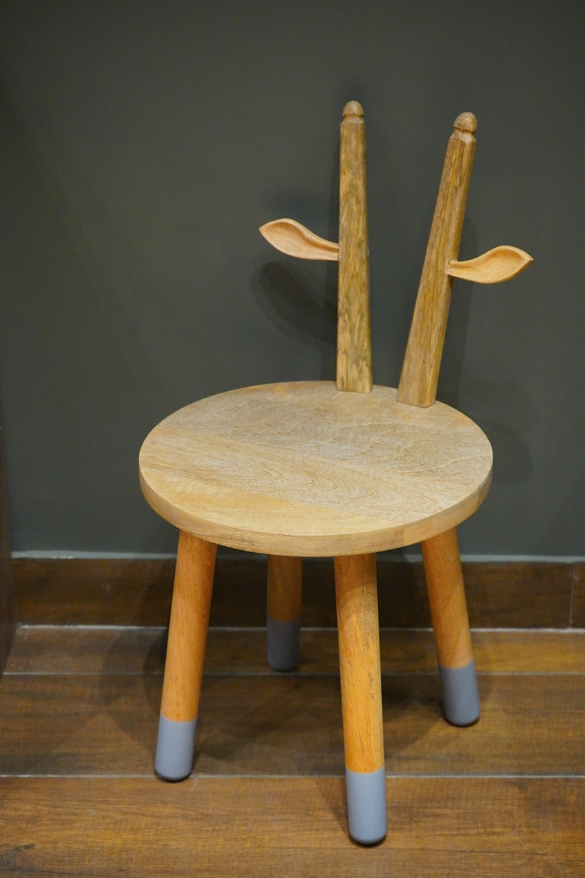 Giraffe Chair - House of Zizi