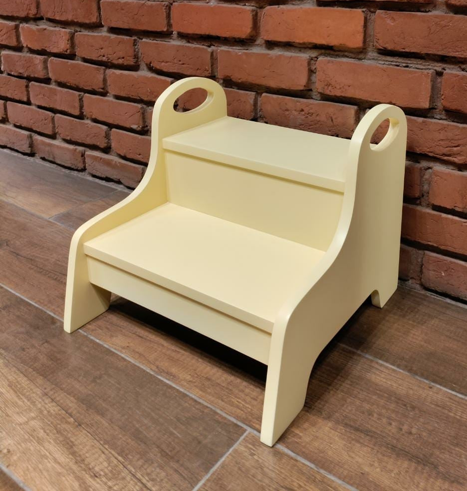 Step Stool - House of Zizi