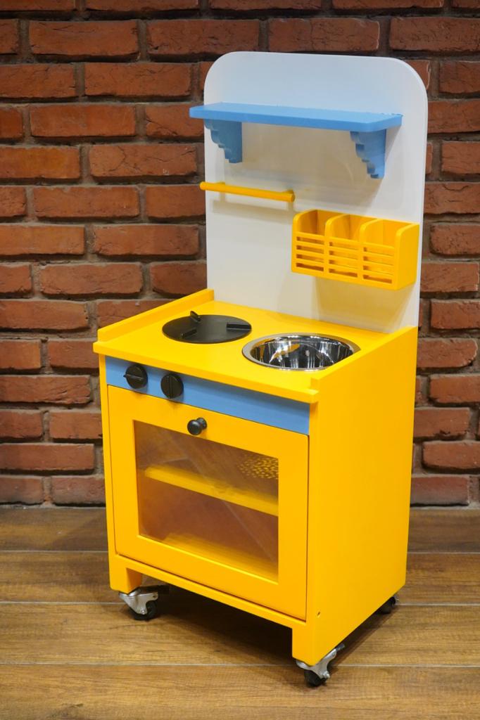 Mini kitchen with wheels (41") - House of Zizi