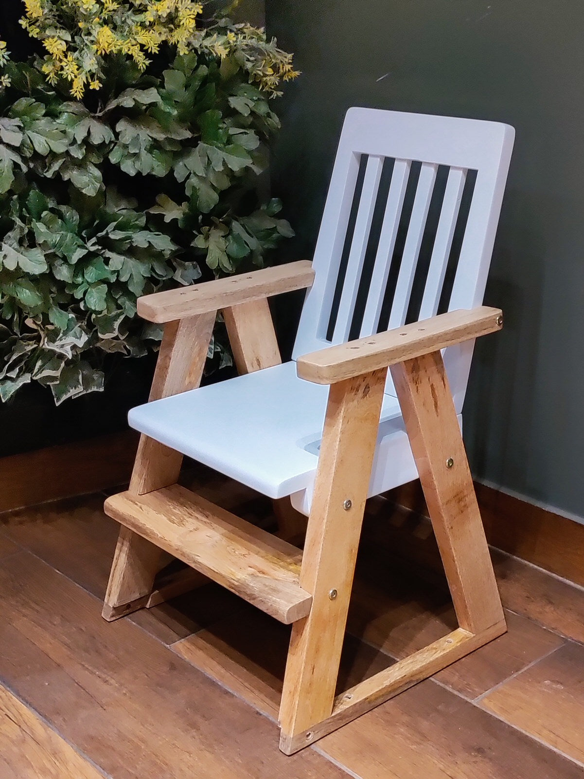 High Chair - House of Zizi