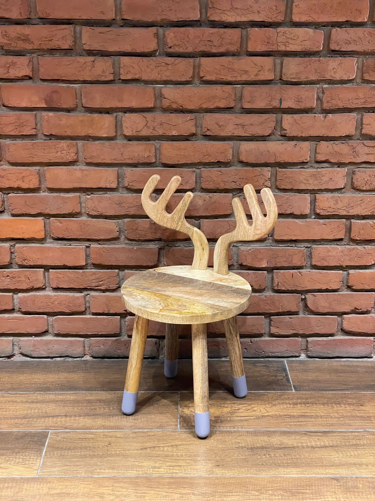 Chair with 3 back rest options