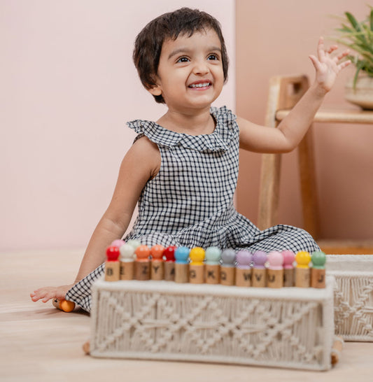 How to Choose Safe and Durable Educational Toys for Toddlers?