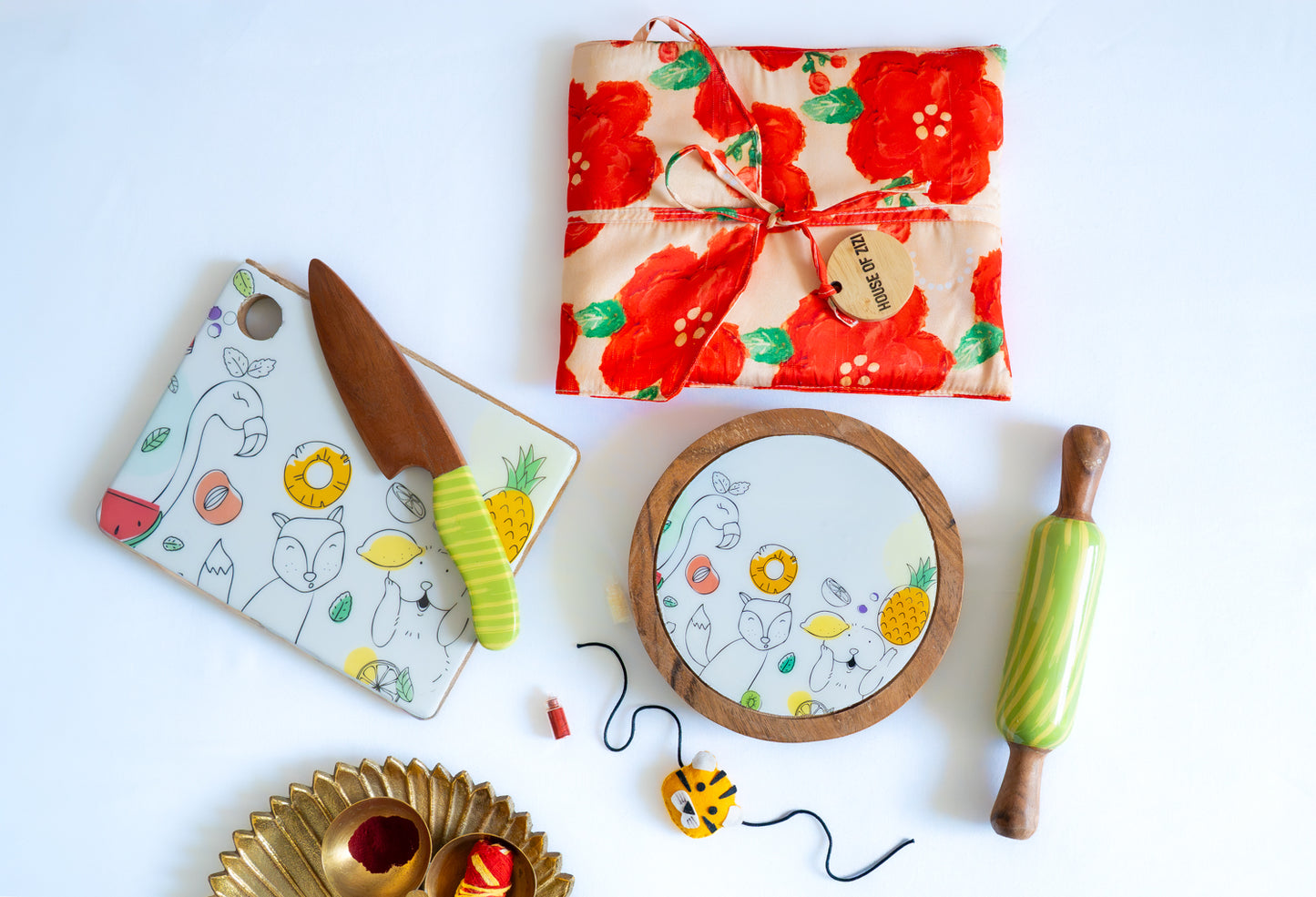 Montessori Mealtime Kit - Animals Theme