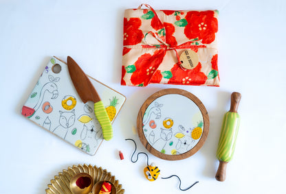 Montessori Mealtime Kit - Animals Theme