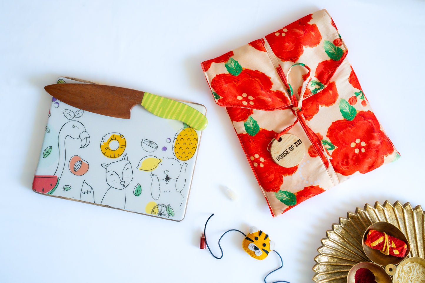 Montessori Mealtime Kit - Animals Theme