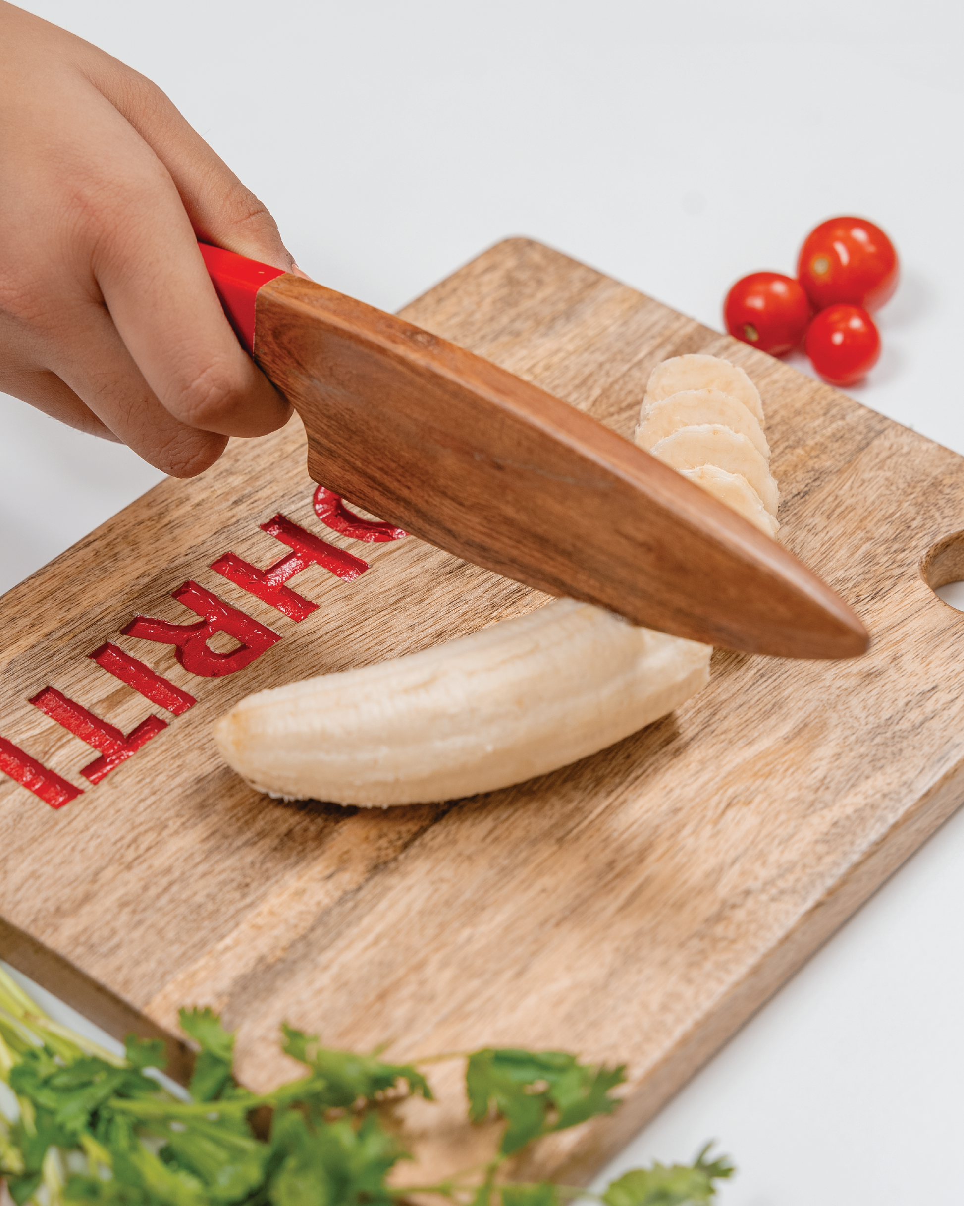 Montessori Knife and Chopping Board Set – House of Zizi