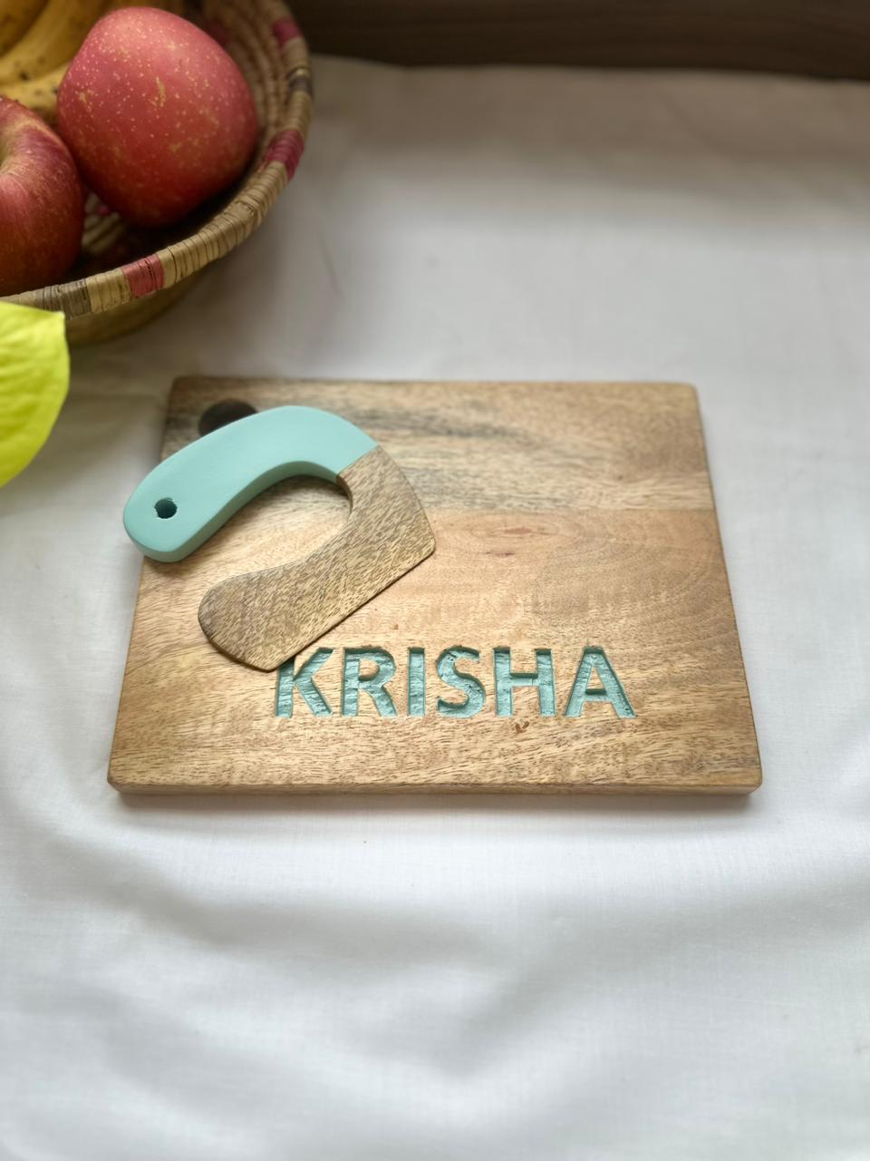 cutting board and knife - house of zizi
