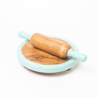 kids Rolling pin and mintgreen board 