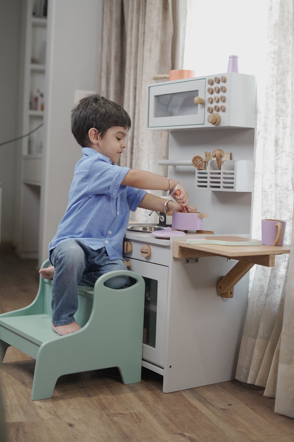 Kids Play Kitchen With Water Dispenser