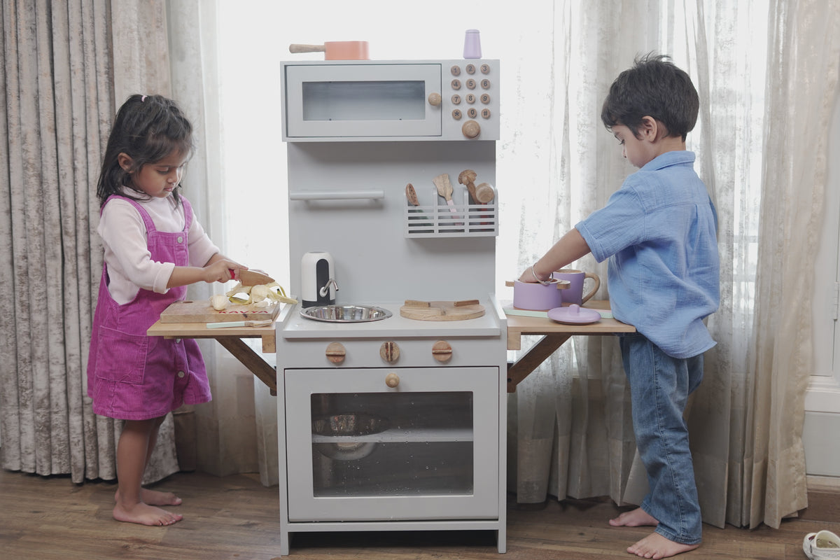play kitchen
