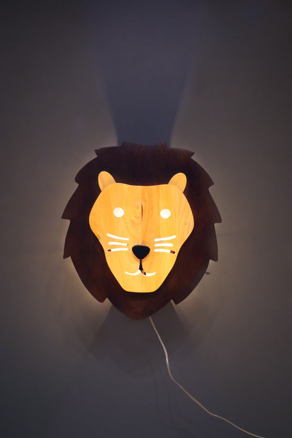 Lion Lamp